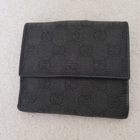 Gucci Wallet - Picture 2 of 4